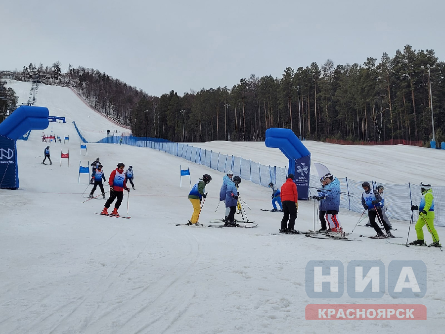 Фанпарк «Бобровый лог» в третий раз принимает корпоративные соревнования по горным лыжам и сноуборду компании «Норникель»