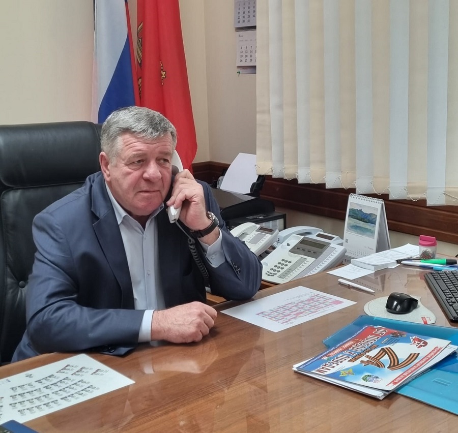 Валерий Семенов покидает пост  в Совете Федерации