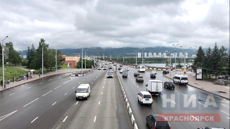 70% водителей в Красноярском крае не сдерживают ругань за рулем