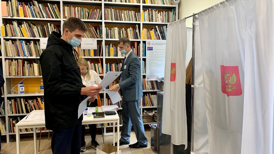 Проголосовали за кандидатов в депутаты Госдумы и Заксобрания уже 18,63% избирателей края