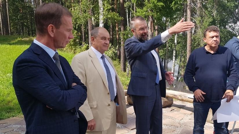 В Железногорске обсудили проект замыкания пешеходного кольца вокруг городского озера