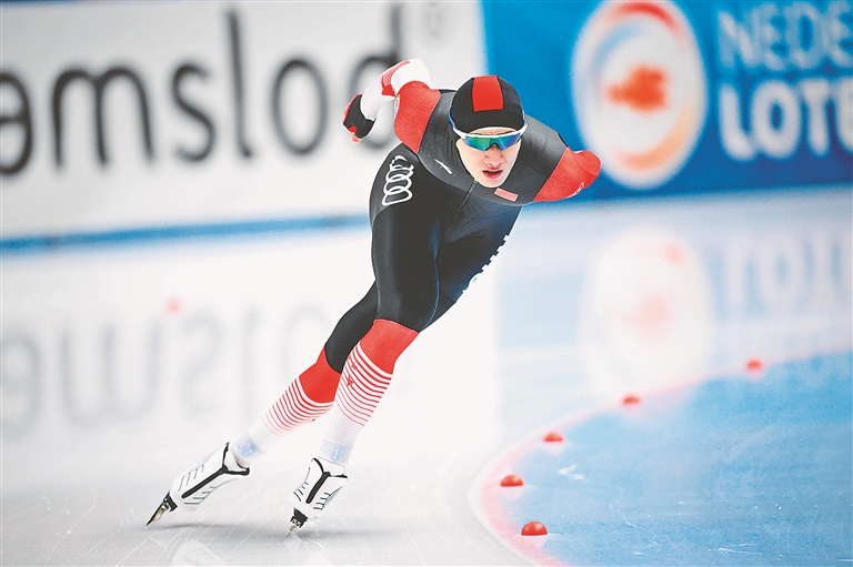 Двое конькобежцев из провинции Хэйлунцзян завоевали лицензии на участие в зимней Олимпиаде в Пекине