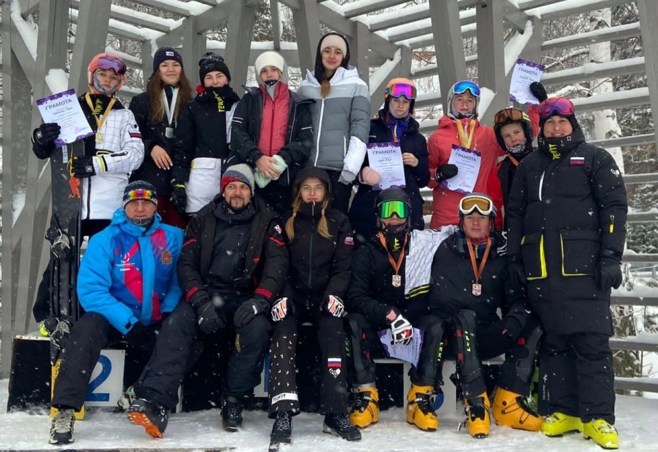 Красноярские сноубордисты привезли восемь медалей со всероссийских соревнований