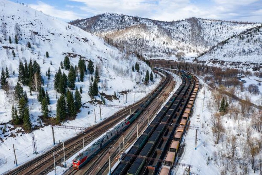 Красноярская железная дорога обеспечивает бесперебойную доставку угля для предприятий ЖКХ и ТЭК Сибири и Дальнего Востока