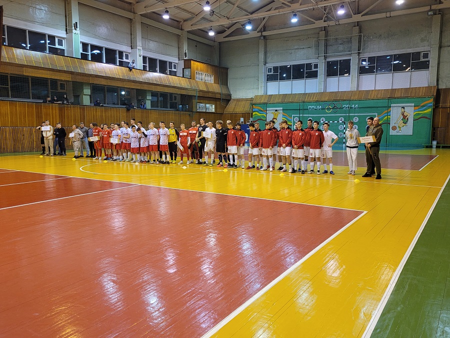 В Красноярске стартовал  ХLIII турнир по футболу, посвящённый памяти Героя социалистического труда Ивана Саплинова