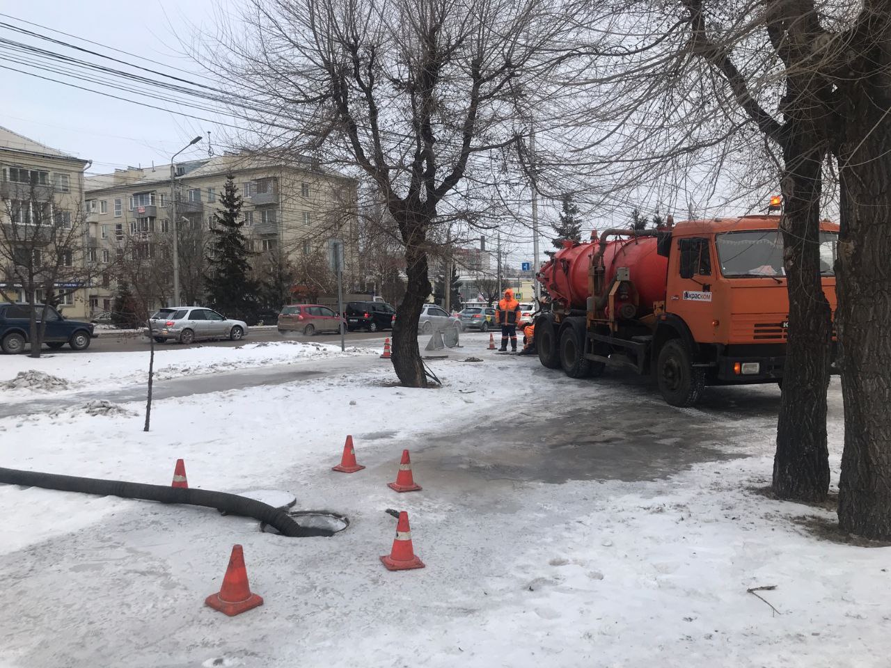 Несколько домов в Октябрьском районе временно остались без холодной воды