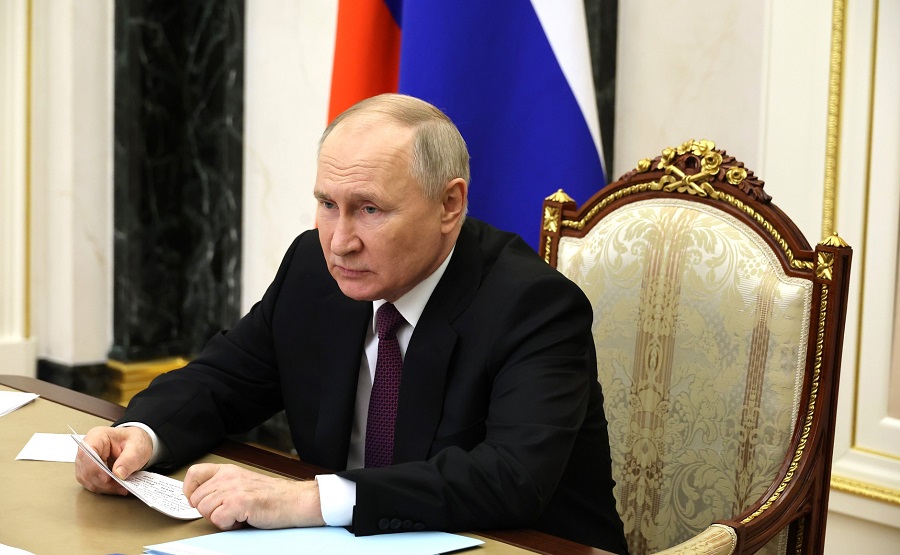 Путин подписал закон, упрощающий доступ к вождению снегоходов и квадроциклов