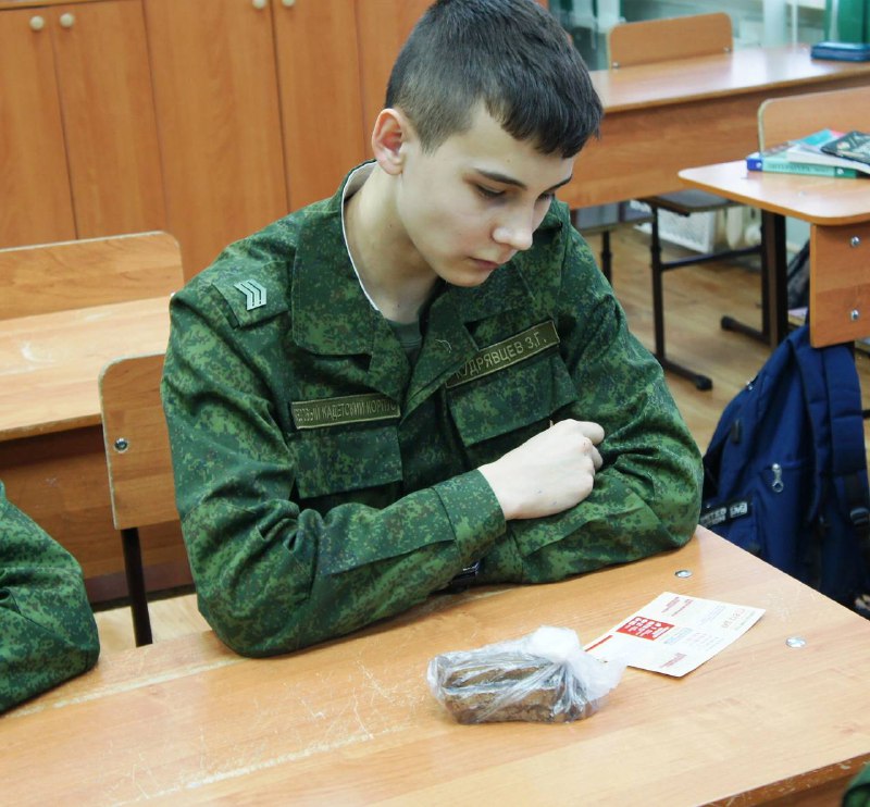 Школьники и студенты Красноярского края приняли участие в акции «Блокадный хлеб»