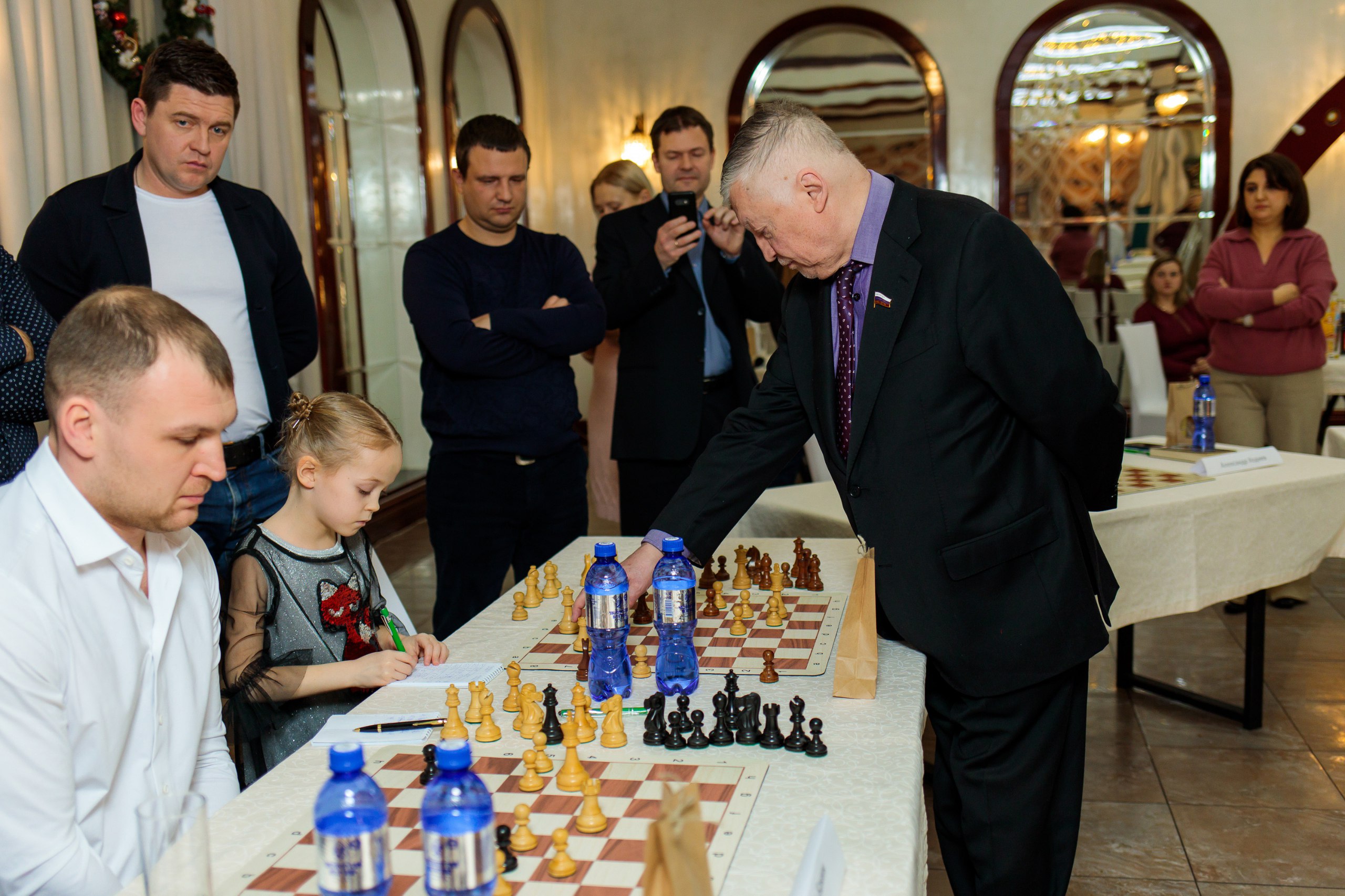Знаменитый шахматист Анатолий Карпов приедет в марте в Красноярск