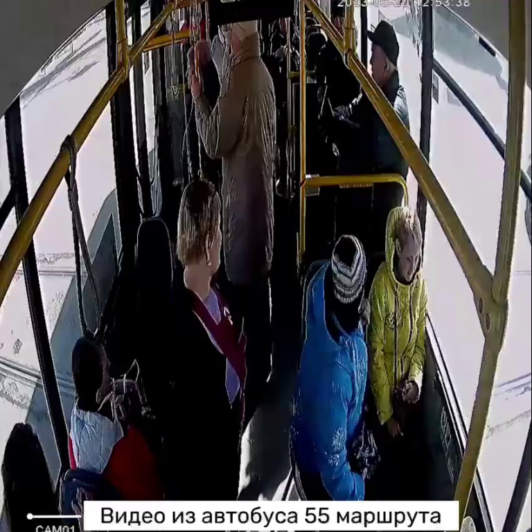 Очередной буйный пассажир распылил газовый баллончик в салоне автобуса
