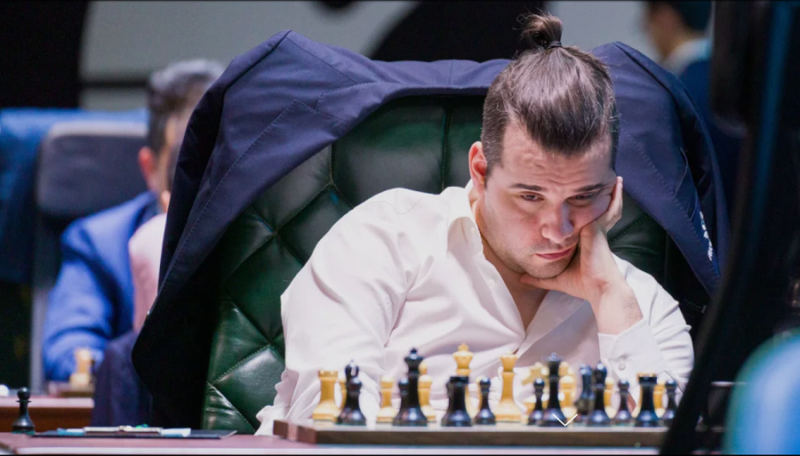 Ян Непомнящий проиграл в шестой партии матча за мировую шахматную корону