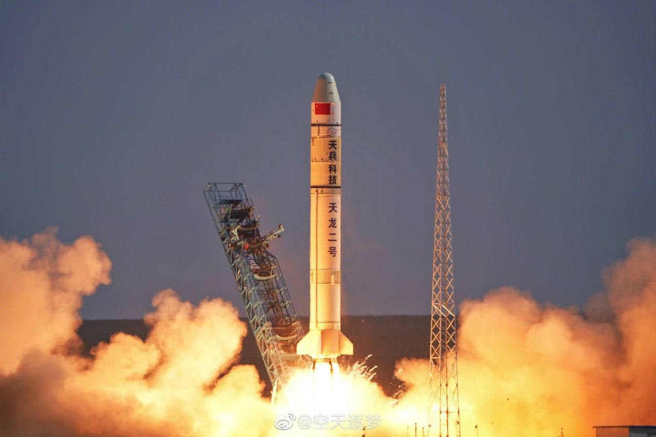 Частная китайская ракета-носитель с первой попытки вышла на орбиту