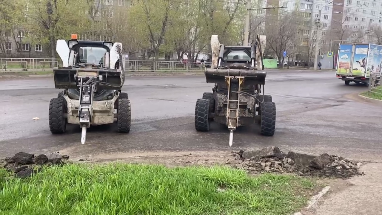 На Воронова начался комплексный дорожный ремонт