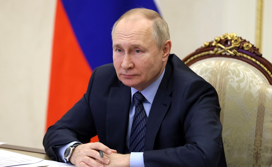 Владимир Путин: Поддержка многодетных семей – важнейшая задача правительства