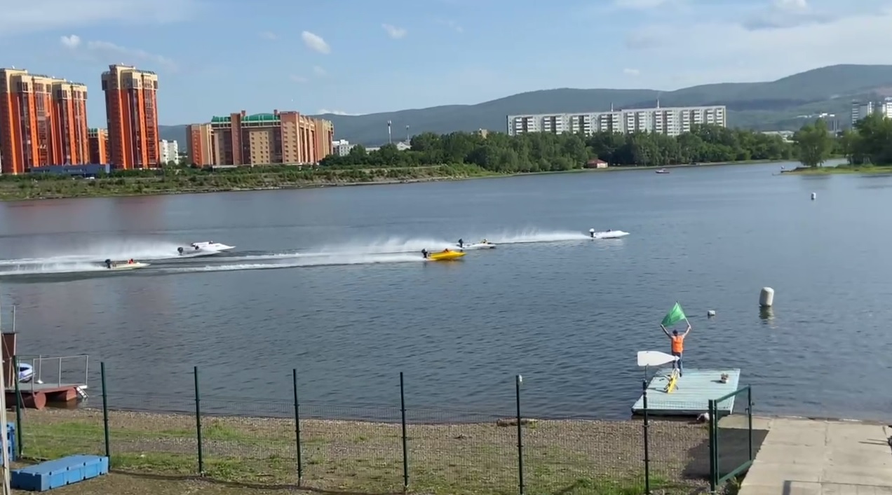 Красноярские спортсмены стали лучшими на чемпионате России по водно-моторному спорту