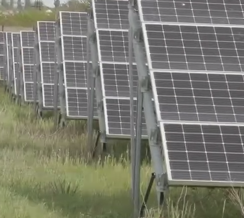Восстановленная солнечная электростанция заработала в Акимовке ЛНР
