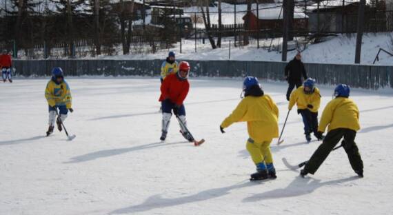 В Сорске Республики Хакасия прошли соревнования по хоккею, посвящённые Дню защитника Отечества