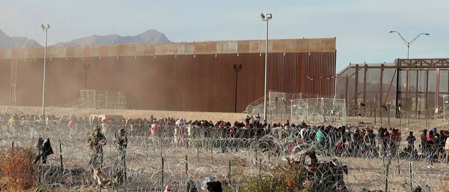 Мексика отказалась принимать депортированных из Техаса мигрантов