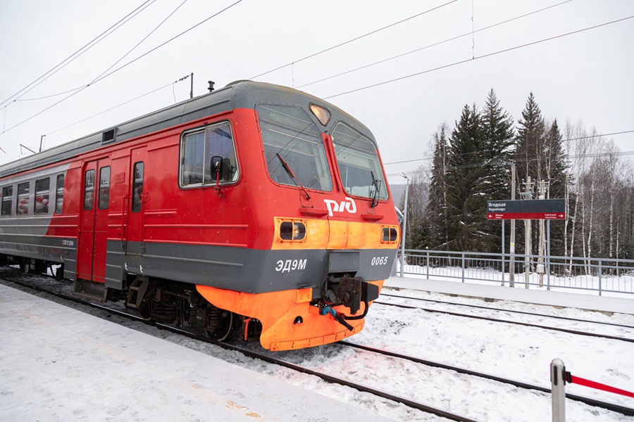 В апреле расписание пригородного поезда Абакан – Кошурниково изменится на 5 дней в связи с ремонтными работами на КрасЖД