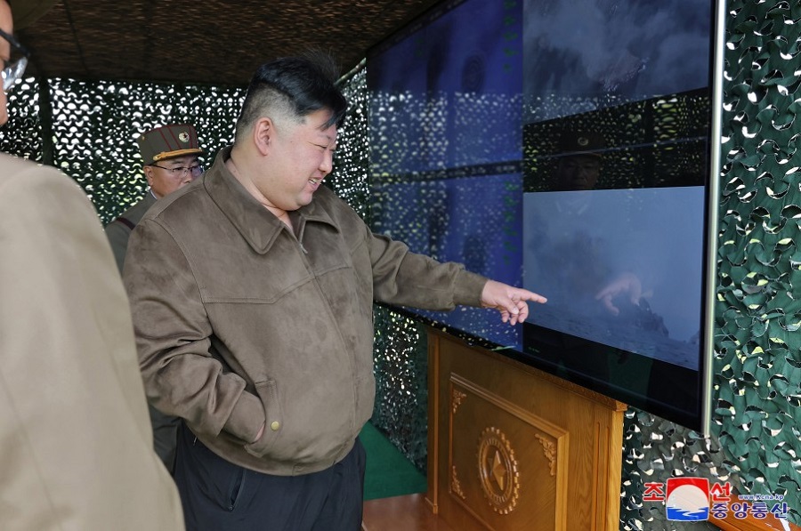КНДР впервые провела комплексные тактические учения по нанесению ядерного контрудара