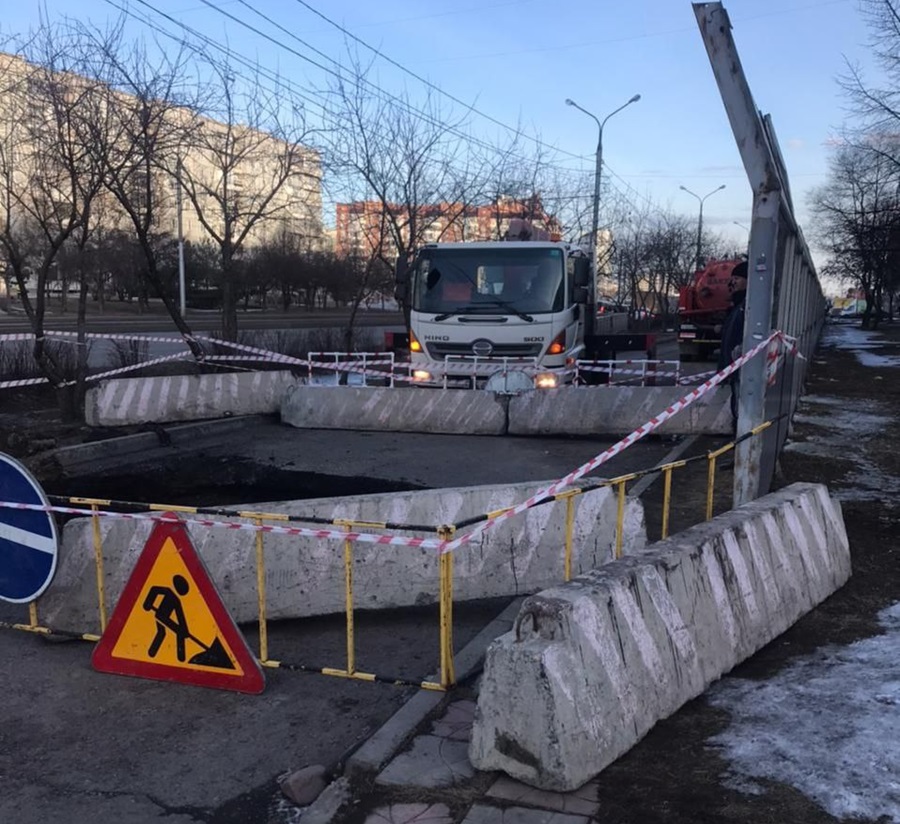 До 5 апреля в Красноярске будет перекрыто сквозное движение в районе Комсомольского проспекта