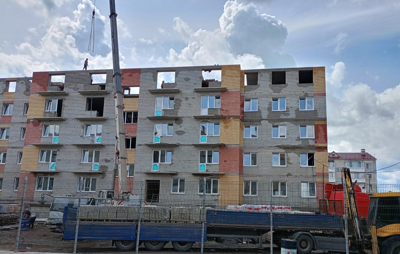 Жители Боготола переедут из аварийного жилья в новую пятиэтажку