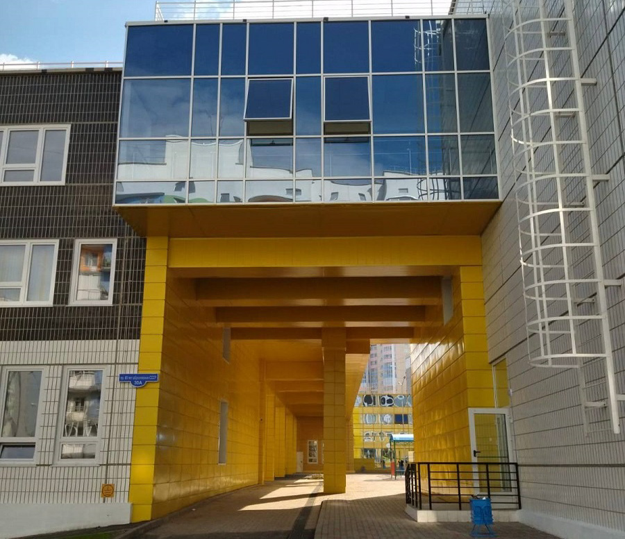 Новая школа на 44 класса достроена в красноярском Солнечном