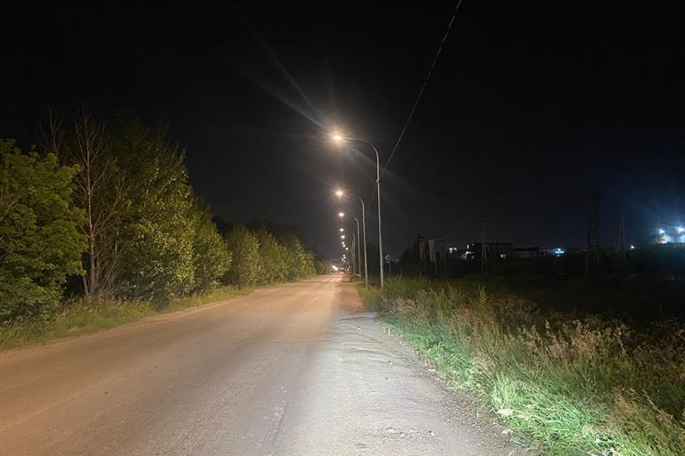 В Красноярске сделали освещение на участках улицы Глинки и Северного шоссе
