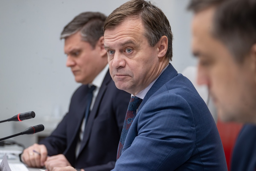 Фото: Бурмистров А.В. / Заксобрание края 1456473671251128 3251