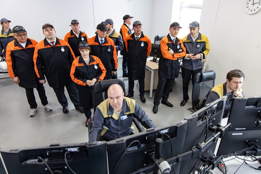 2102198885260323 0457