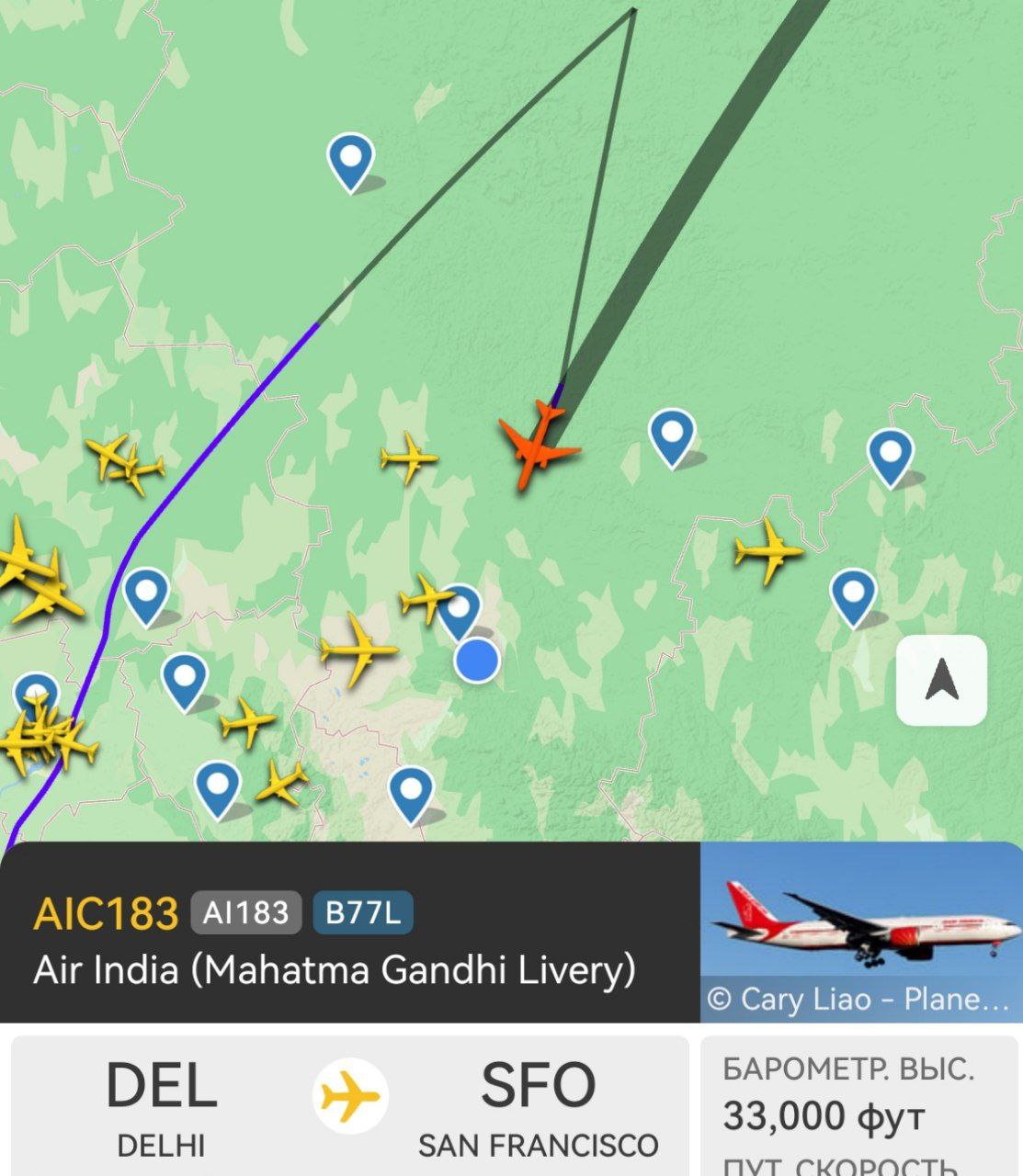 Боинг-777 с пассажирами из Индии сел в Красноярске