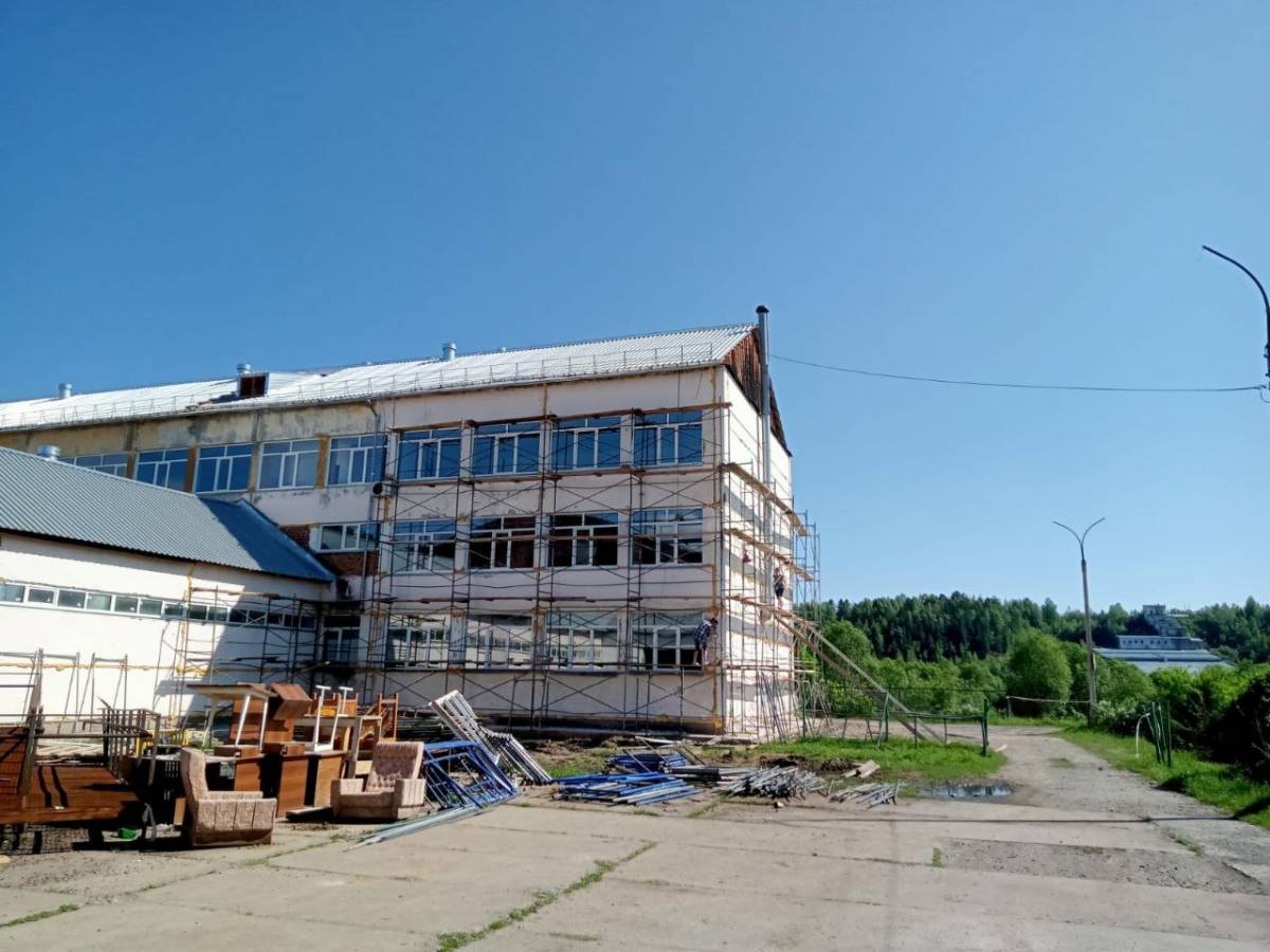 Единороссы продолжают контроль ремонтов и строительства объектов Народной программы