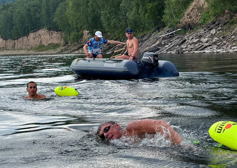 Рекорд пловцов в открытой воде Красноярья