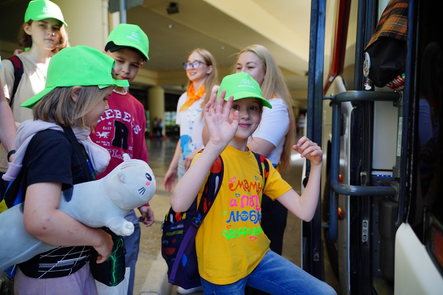 Специальный поезд доставил детей сотрудников «Норникеля» в оздоровительный лагерь «Вита» в Анапе