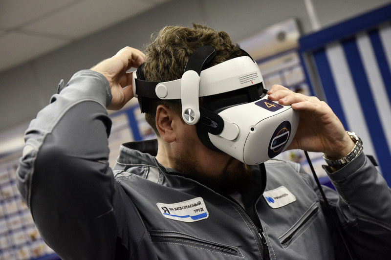 Современный учебный класс в «Норильсктрансгазе» оснастили уникальными комплексами VR