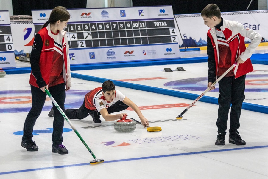 Определены победители Junior Nornickel Curling Cup 2024
