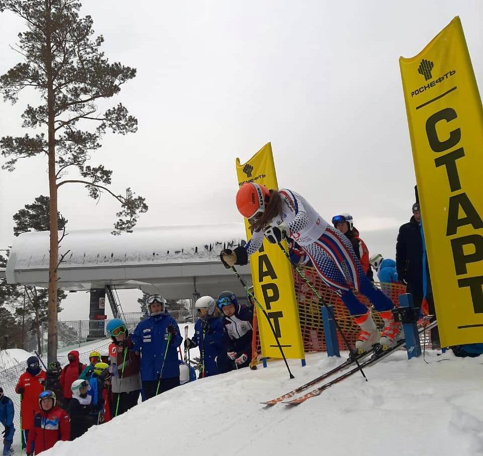 В Фанпарке «Бобровый лог» прошло награждение  победителей всероссийских соревнований по горнолыжному спорту «Сибирские бобрята»