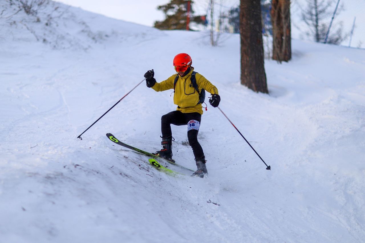 В Фанпарке «Бобровый лог» стартовали Всероссийские соревнования по лыжному альпинизму