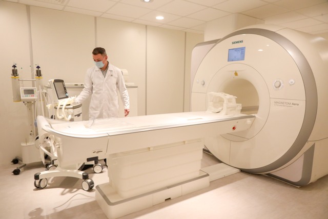 Для краевой клинической больницы приобрели аппарат МРТ более чем за 120 млн рублей