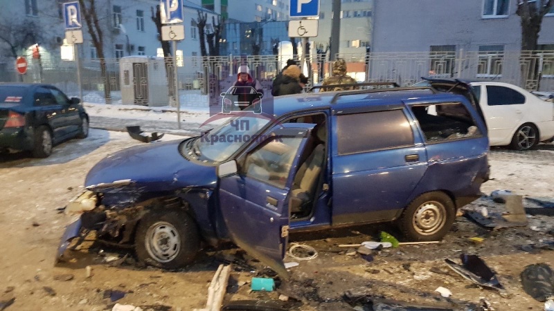 Пьяный водитель протаранил 4 припаркованных автомобиля