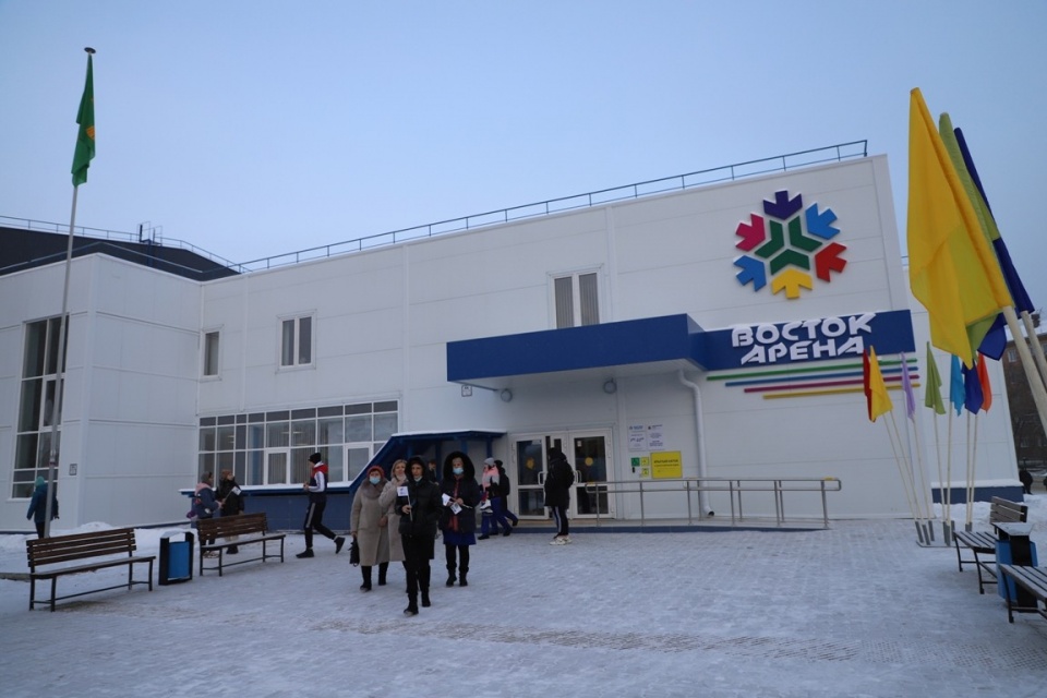 В Канске открыли первый на востоке края ледовый дворец с искусственным льдом