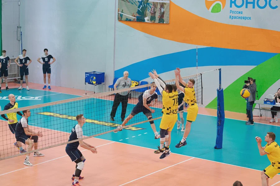 Волейбольный турнир памяти Грошева в Красноярске объединил более 2500 спортсменов