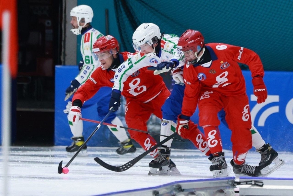Хоккеисты «Енисея» одержали победу на домашнем льду