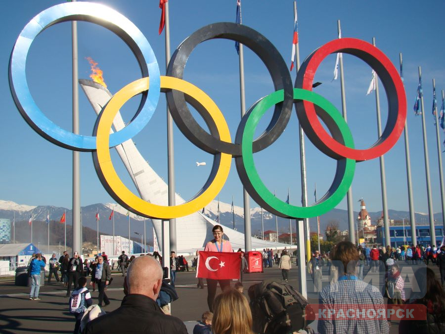 40 человек получили памятные медали в честь 10-летия Олимпийских игр в Сочи
