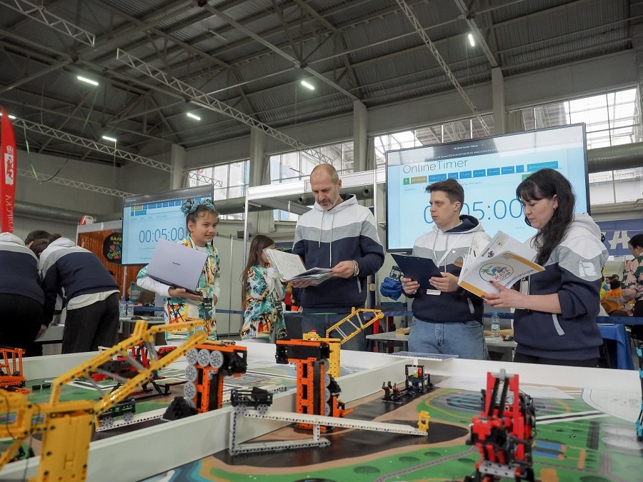 Специалисты СУЭК вошли в экспертный совет национального чемпионата по робототехнике