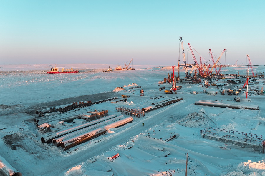 В рамках проекта «Восток Ойл» началось строительство нефтеналивного причала в порту «Бухта Север»